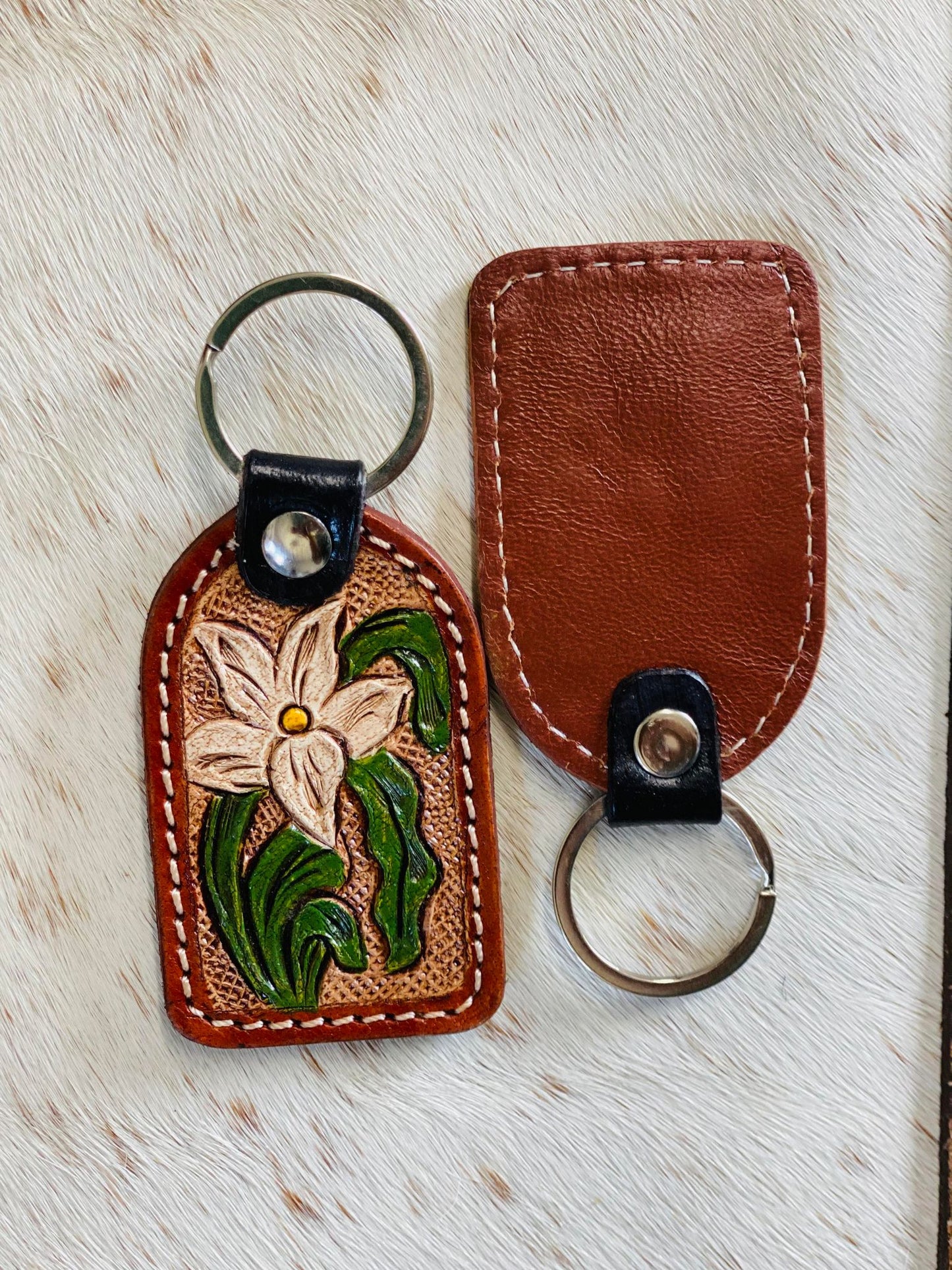 LEATHER KEYRING